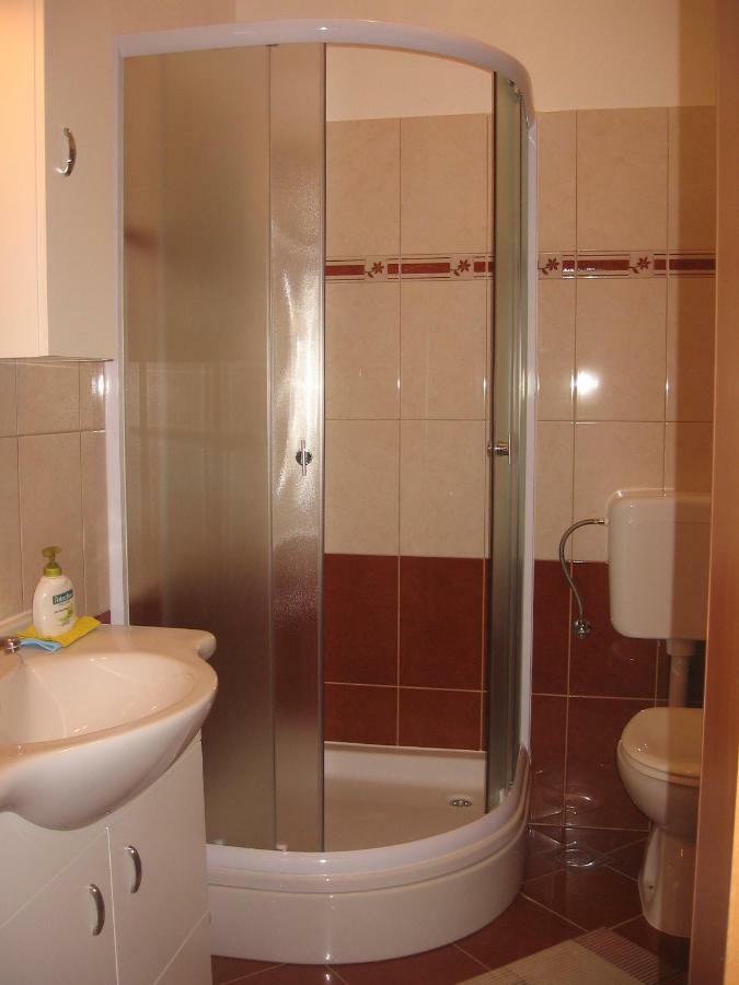 Apartment With Splendid Sea View Trogir Exterior foto